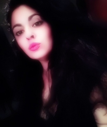 Возраст чувственной зрелости, опыт и нежные прикосновения - вот то, что я могу предложить тебе. Живу в Москве, где создаю атмосферу истинного удовольствия. Я знакома с твоими желаниями и устами, которые омрачены безразличием. Откройся наслаждению и спокойствию с моими услугами глубокого массажа, эротического массажа и незабываемых моментов интимных развлечений. Мои отзывы подтверждают мою уникальность и профессионализм. В моем мире московского соблазна нет места сомнениям и стеснению. Развратный опыт и элегантность объединяются в моей фотографии. Сделай свою жизнь более яркой и волшебной - позвони мне. Обещаю, что ты не пожалеешь об этом сближении с Москвой. 🌸💕 7664, 32 года